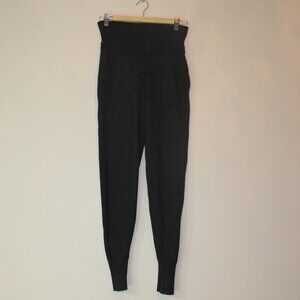 Lululemon  Knit Wool Blend Jogger‎ Pants Dark Gray size 4